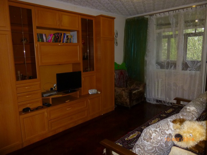 сдаю 1-комнатную квартиру длительно. 20000