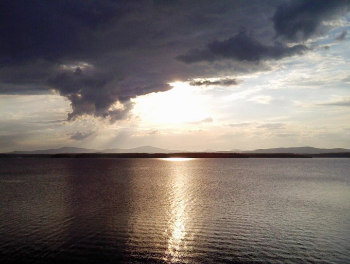 Приму камни