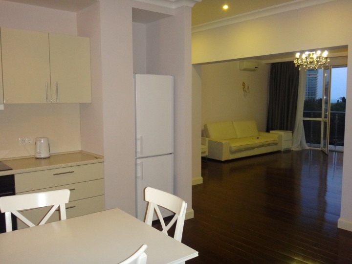 Сдается элитная 3-х комнатная квартира в центре г. Сочи