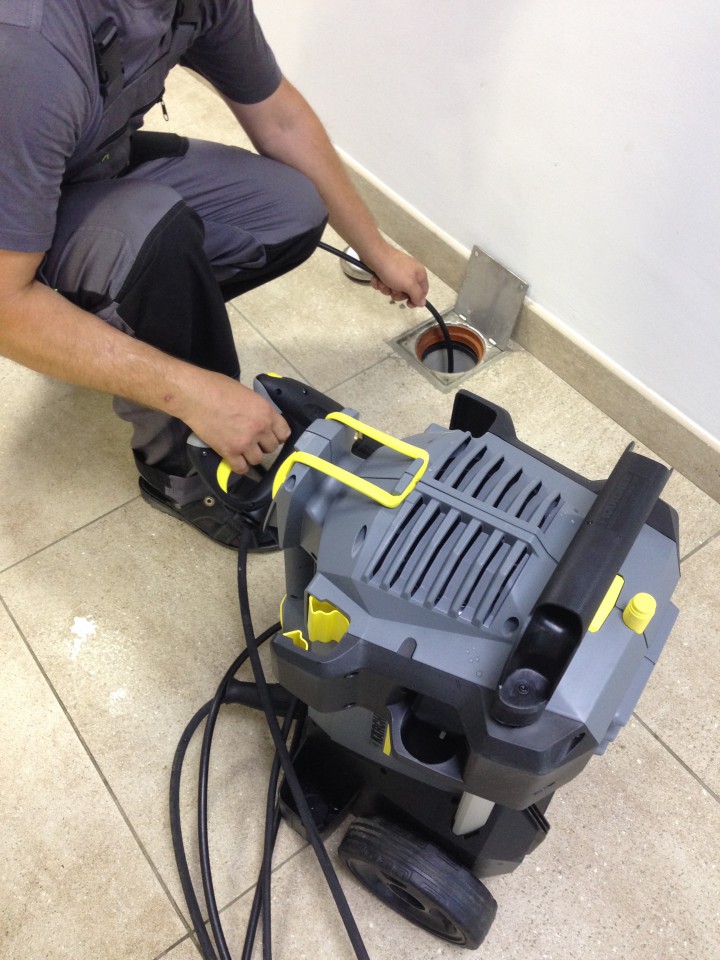 Гидродинамическая прочистка канализации, устранение засоров, вид