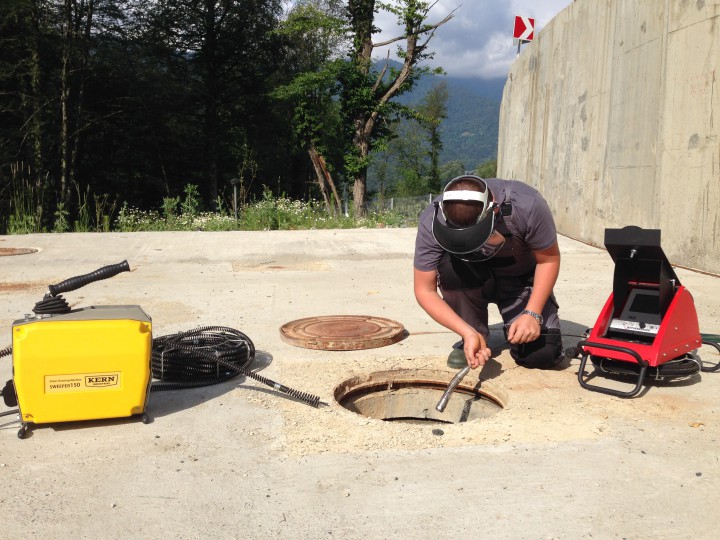 Гидродинамическая прочистка канализации, устранение засоров, вид