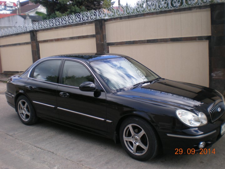 Продается  Hyundai Sonata в отличном состоянии 2003 г. Торг.