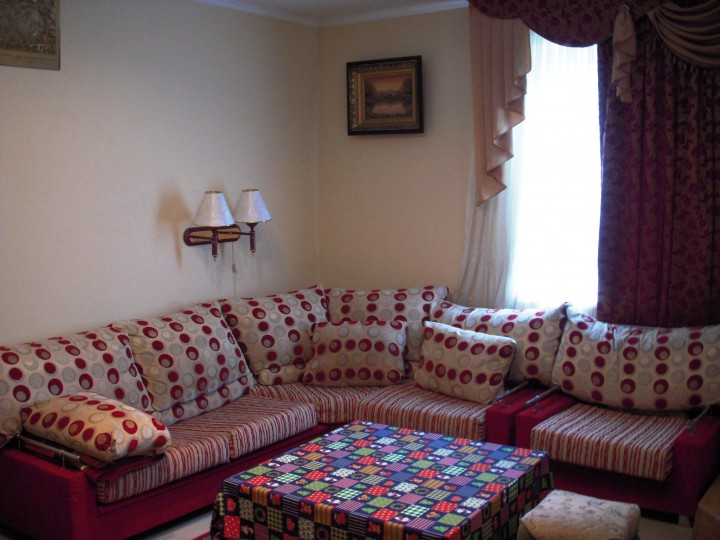 Сдам крупногабаритную 2-комнатную квартиру по ул. Клубничной 122