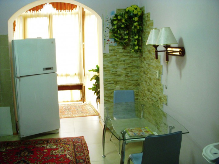 Сдам крупногабаритную 2-комнатную квартиру по ул. Клубничной 122