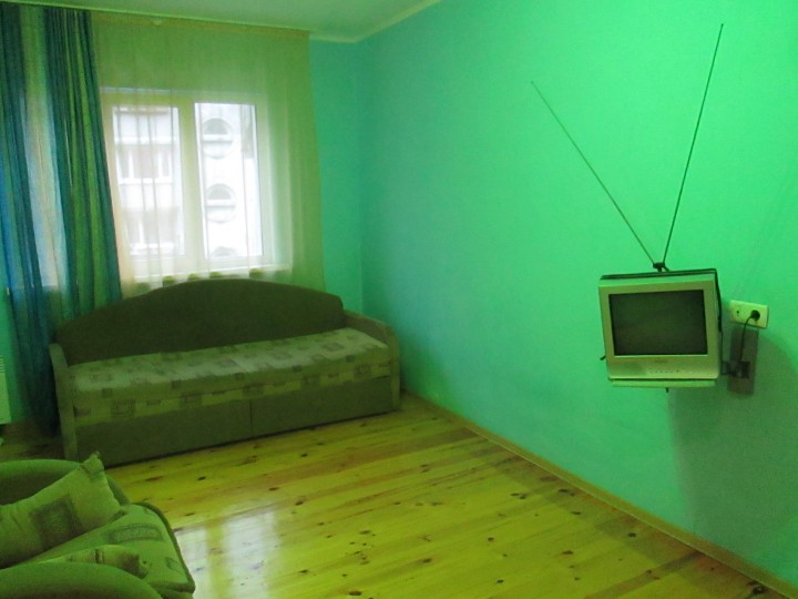 Сдам квартиру на ул.Красноармейской