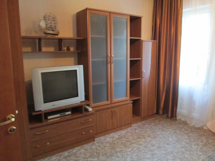 Сдам 2 комнатную квартиру в  завокзальном районе  ул Дагомысская