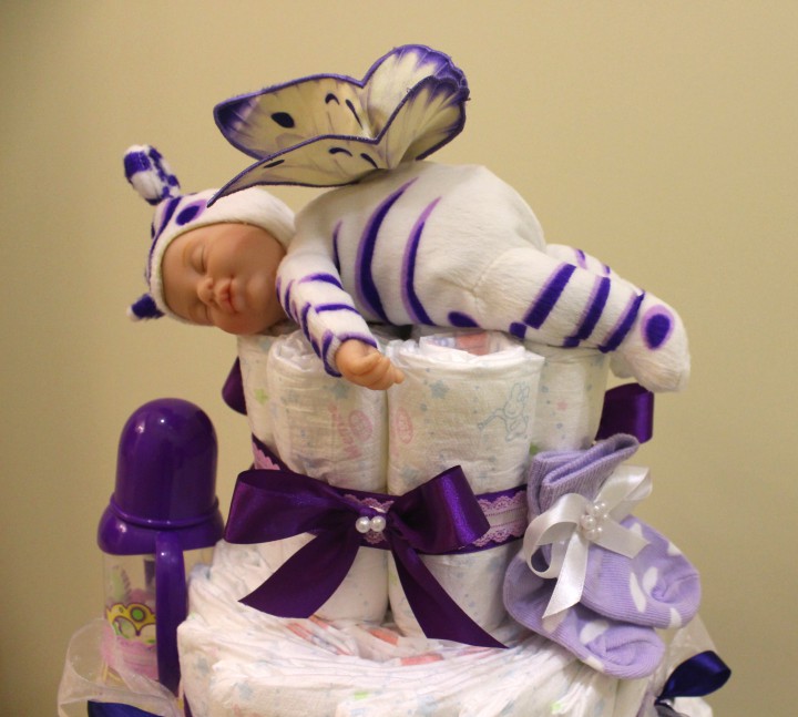 Торты из подгузников. Подарки для малышей (в наличии и под заказ