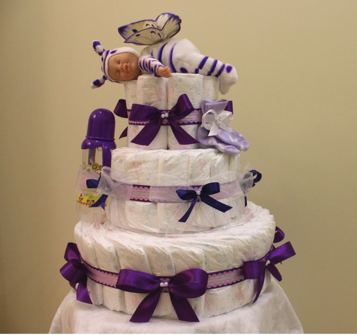 Торты из подгузников. Подарки для малышей (в наличии и под заказ