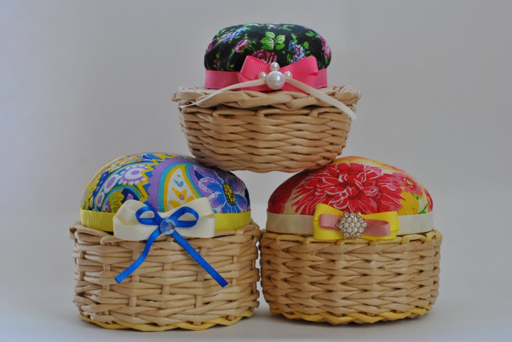 Корзинки из бумажной лозы ручной работы