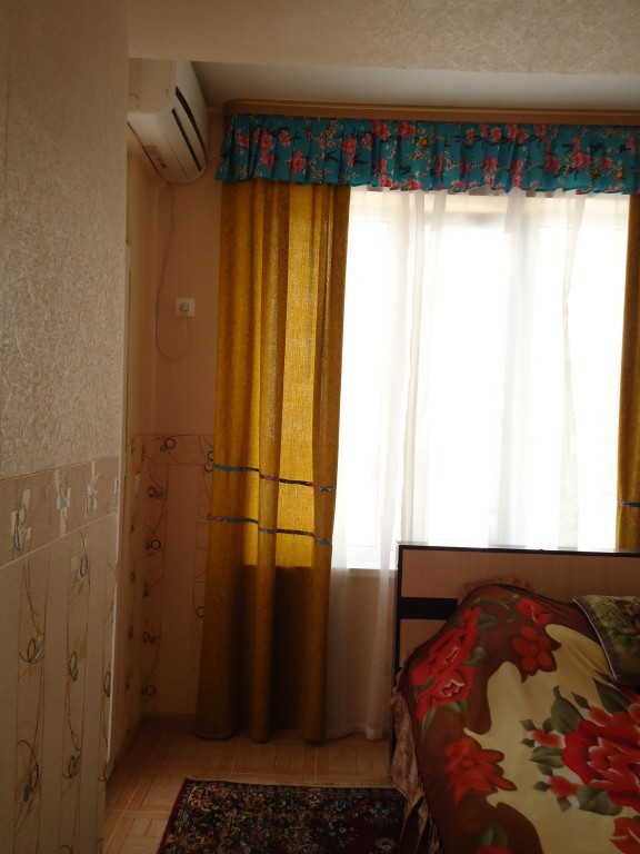 Сдаётся 3 комнатная квартира в центральном районе