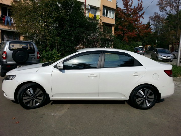 продаю КИА ЦЕРАТО