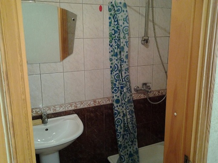 Сдаю жилой гараж в центре от собственника 25м2