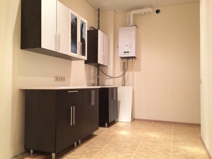 Квартира с евроремонтом и мебелью! Срочно и без посредников!