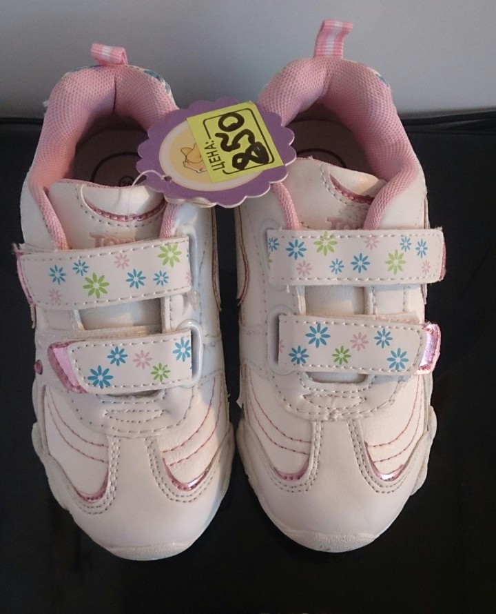 Кроссовки новые, 26 р-р 