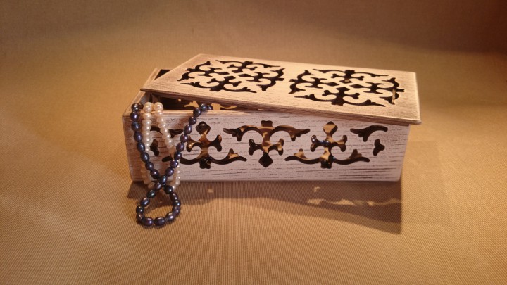 Предметы интерьера из натурального дерева