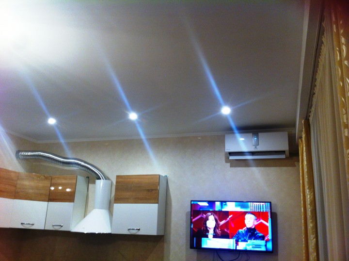 Продам студию 35 м2 ул. Я. Фабрициуса 2/26а СОБСТВЕННИК.