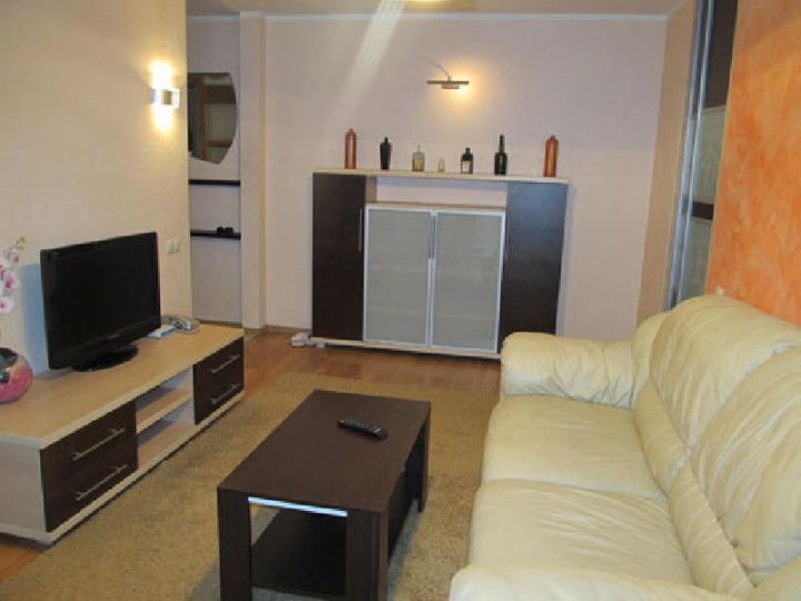 Продаю квартиру срочно!!