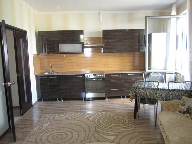 Продам 3 комнатную квартиру на Юных Ленинцев в ЖК Пионер