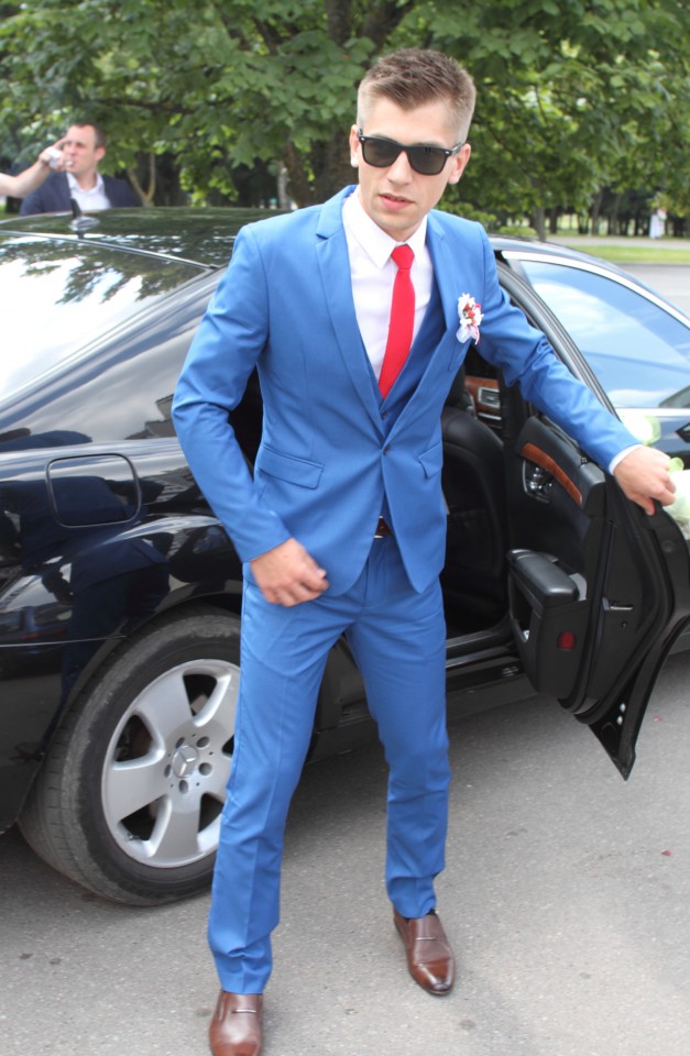 мужской костюм тройка