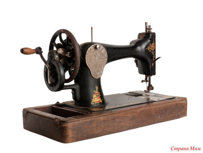 Приму в дар швейную машину (не тумбу), рабочую, а так же обруч л