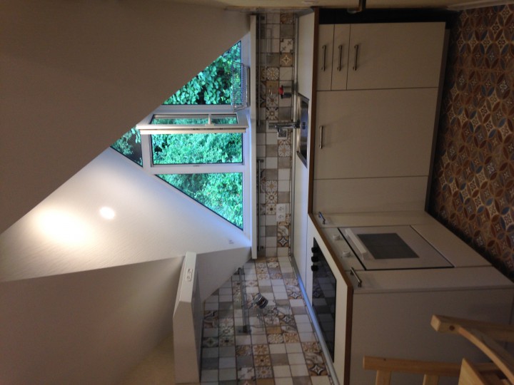 Сдаю квартиру посуточно в центре Хосты