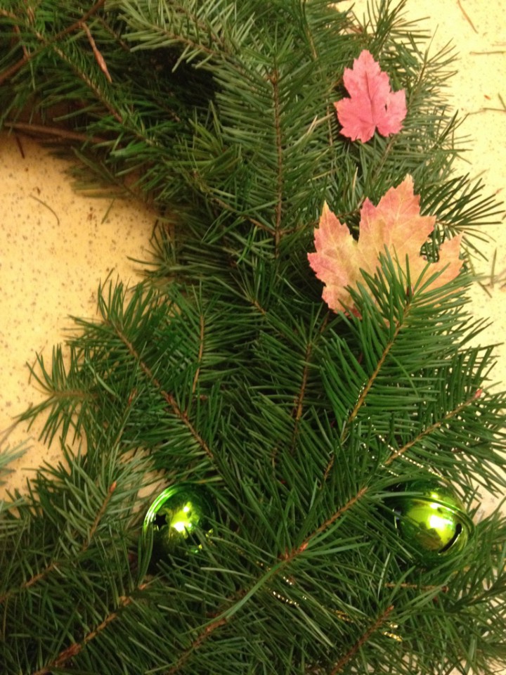 Новогодие украшение для дома.