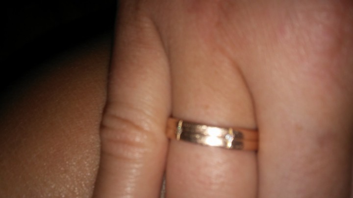Утеряно на пляже адлера мужское золотое венчальное кольцо