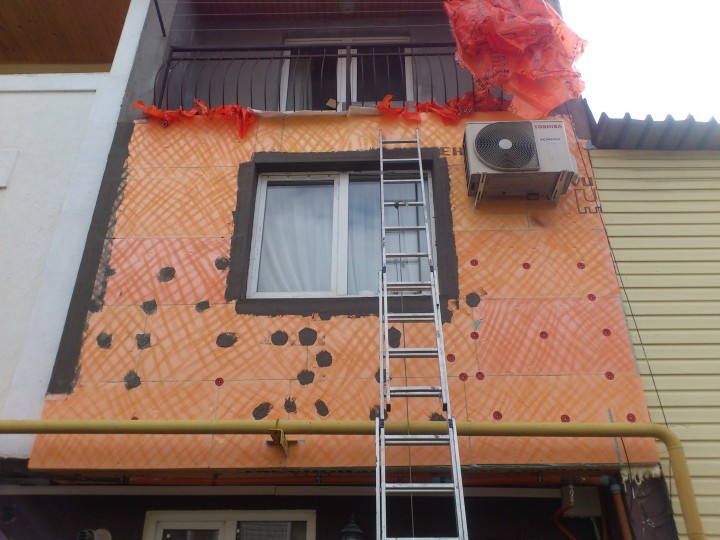 Продается жилой гараж. Таунхаус.