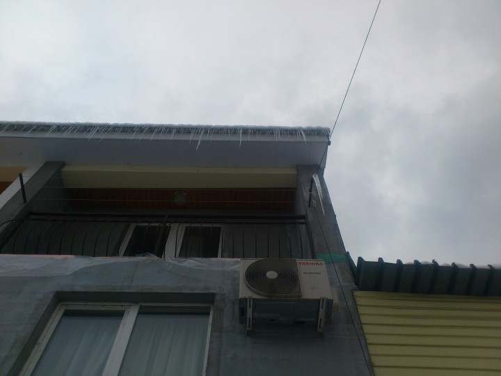 Продается жилой гараж. Таунхаус.