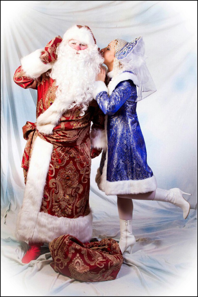 Дед Мороз и Снегурочка в каждый дом!