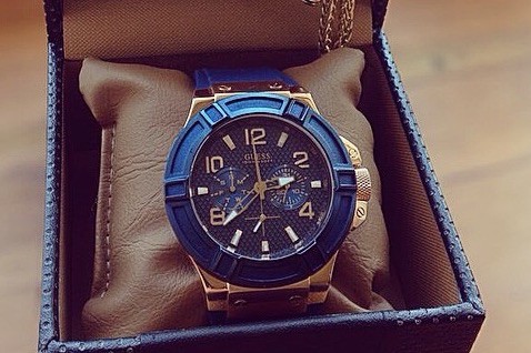 Прошу вернуть за вознаграждение