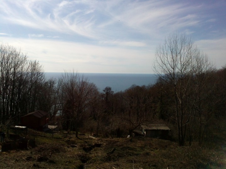 Продам участок на Ахуне