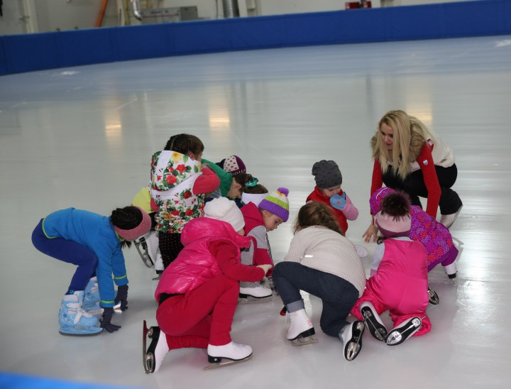 Объявляется набор в клуб фигурного катания "Престиж" 