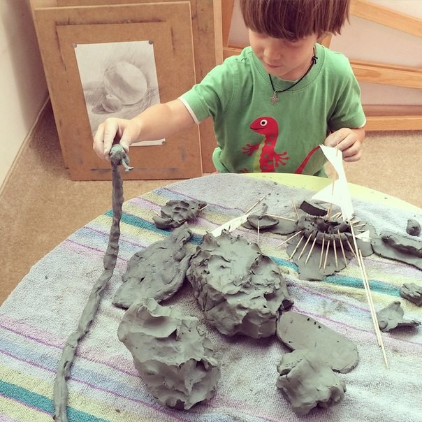 "Мы лепим не поделки, а миры !" для детей 3-7 лет