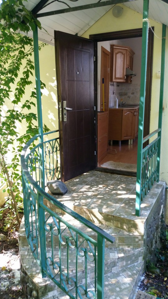 Сдам этаж (50 м. Кв.) в частном доме. Кудепста (Сухумское шс) хо