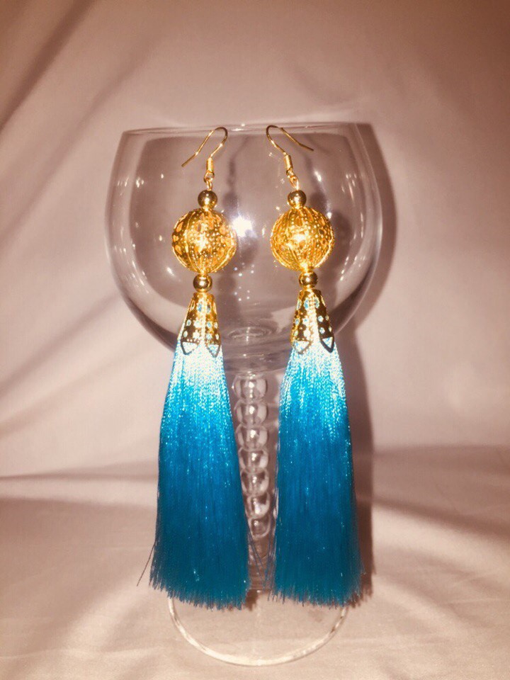 СЕРЬГИ КИСТИ РУЧНОЙ РАБОТЫ