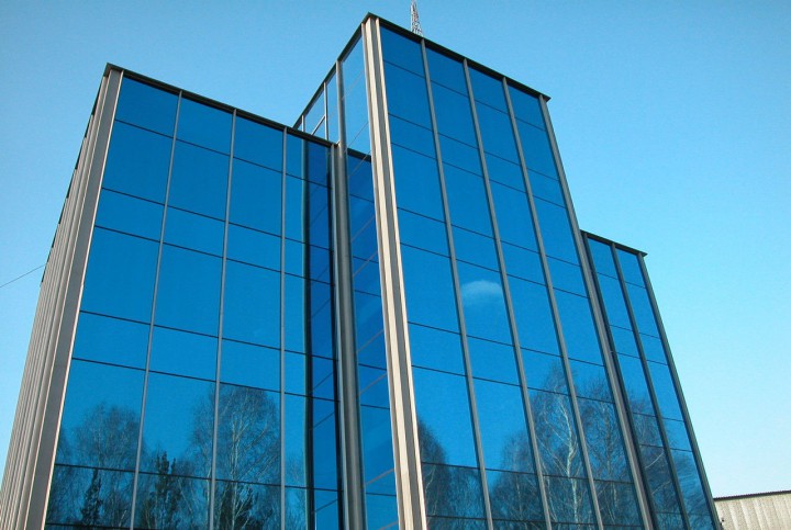 Тонировка окон, балконов и т. д.