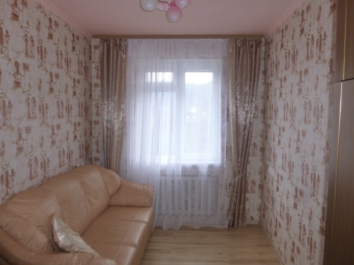 Срочно продам отличный дом у гор и речки 