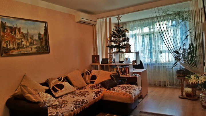 Продаю 3х комнатную квартиру с ремонтом В Центральном районе.