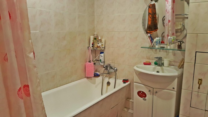 Продаю 3х комнатную квартиру с ремонтом В Центральном районе.