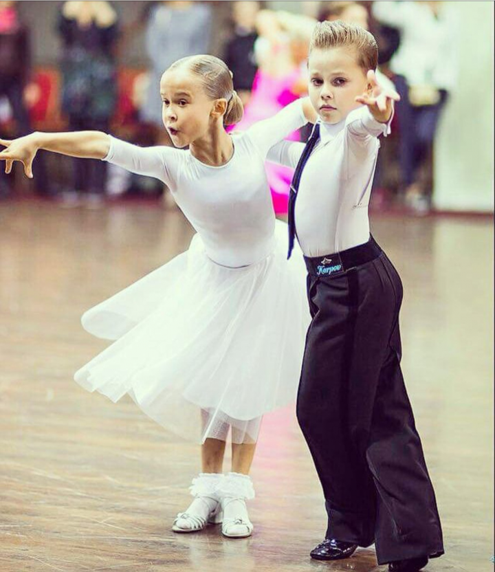 Спортивно-бальная студия "Алькор"