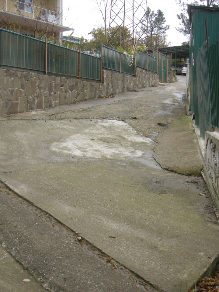 Продаю участок 8 соток на пер.Вишневом (собственник)