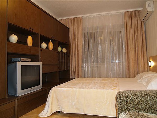 Сдаю двухкомнатную квартиру в центре Сочи