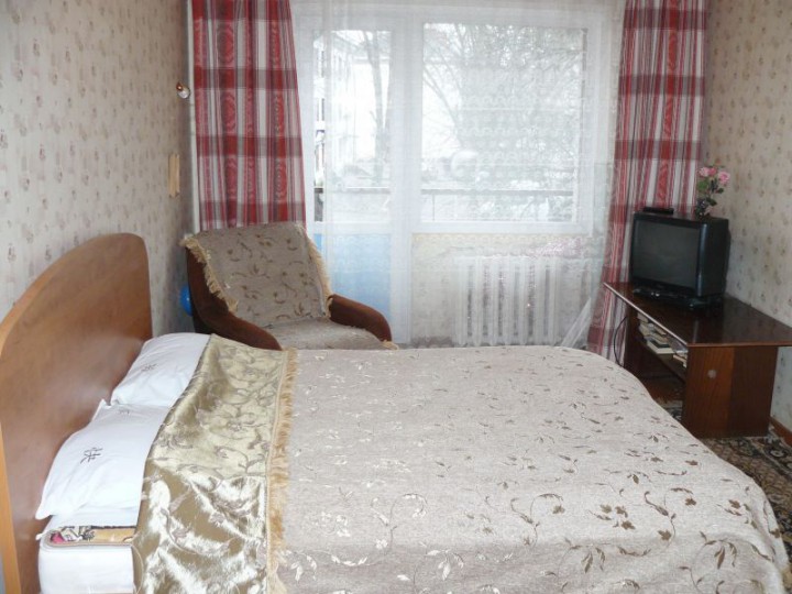 Сдаю двухкомнатную квартиру в центре Сочи на Парковой