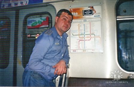 ДВОЕ МУЖЧИН СНИМУТ ОДНОКОМНАТНУЮ / СТУДИЮ