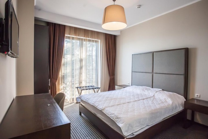 Горничная с проживанием в отеле в Новый Афон 