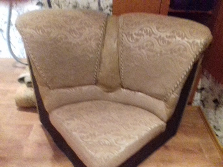 угловой диван