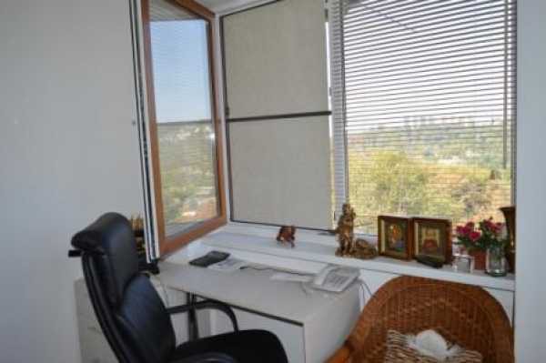 Продам 3 комнатную квартиру в Панинском доме на Макаренко