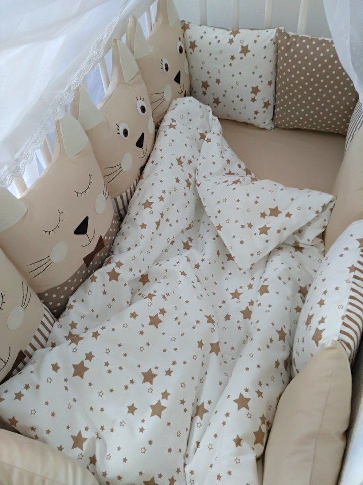 Бортики в кроватку, гнездышки для сна, конверты на выписку и пр.