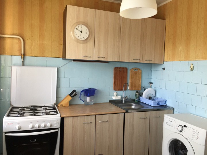 Продам двухкомнатную квартиру на Красноармейской